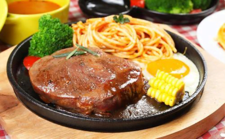 牛排制作全解析，另附腌制香料、蔬菜水、特制牛肉清湯制法